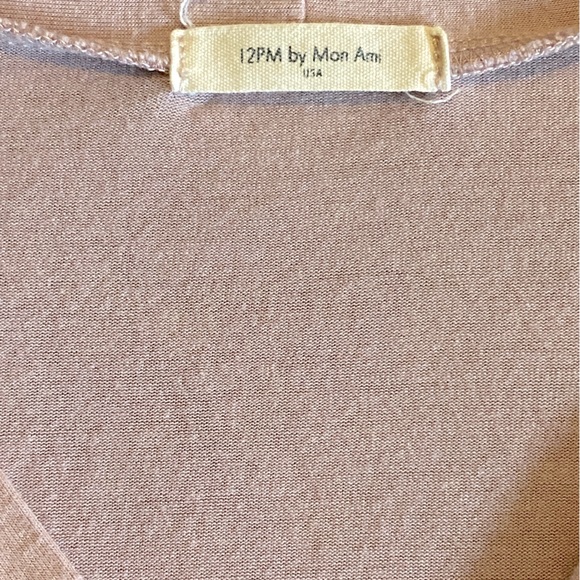 12PM by Mon Ami Long Sleeve, Tie Bottom Shirt, Size M - Picture 4 of 4